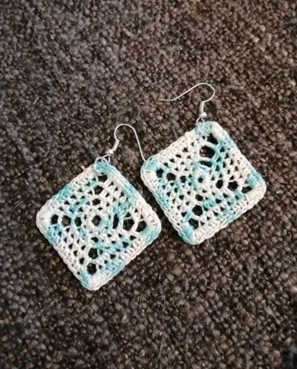 Boucles d'oreilles "APOLLINE" au crochet fait main made in France Création laet-crochete