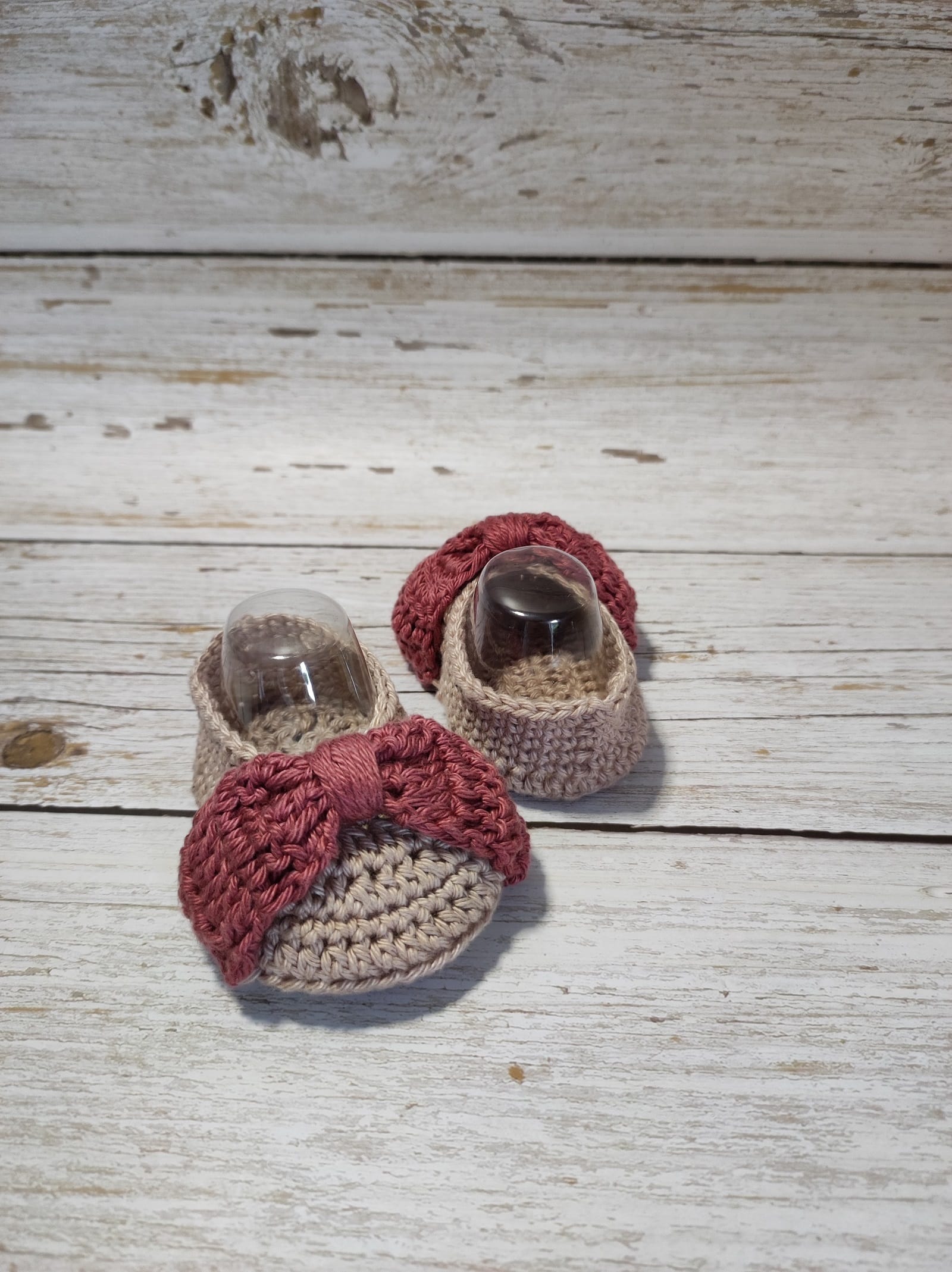 Chaussures VALENTINE bébé mode fashion baby girl fait au crochet fait main made in France Création laet-crochete
