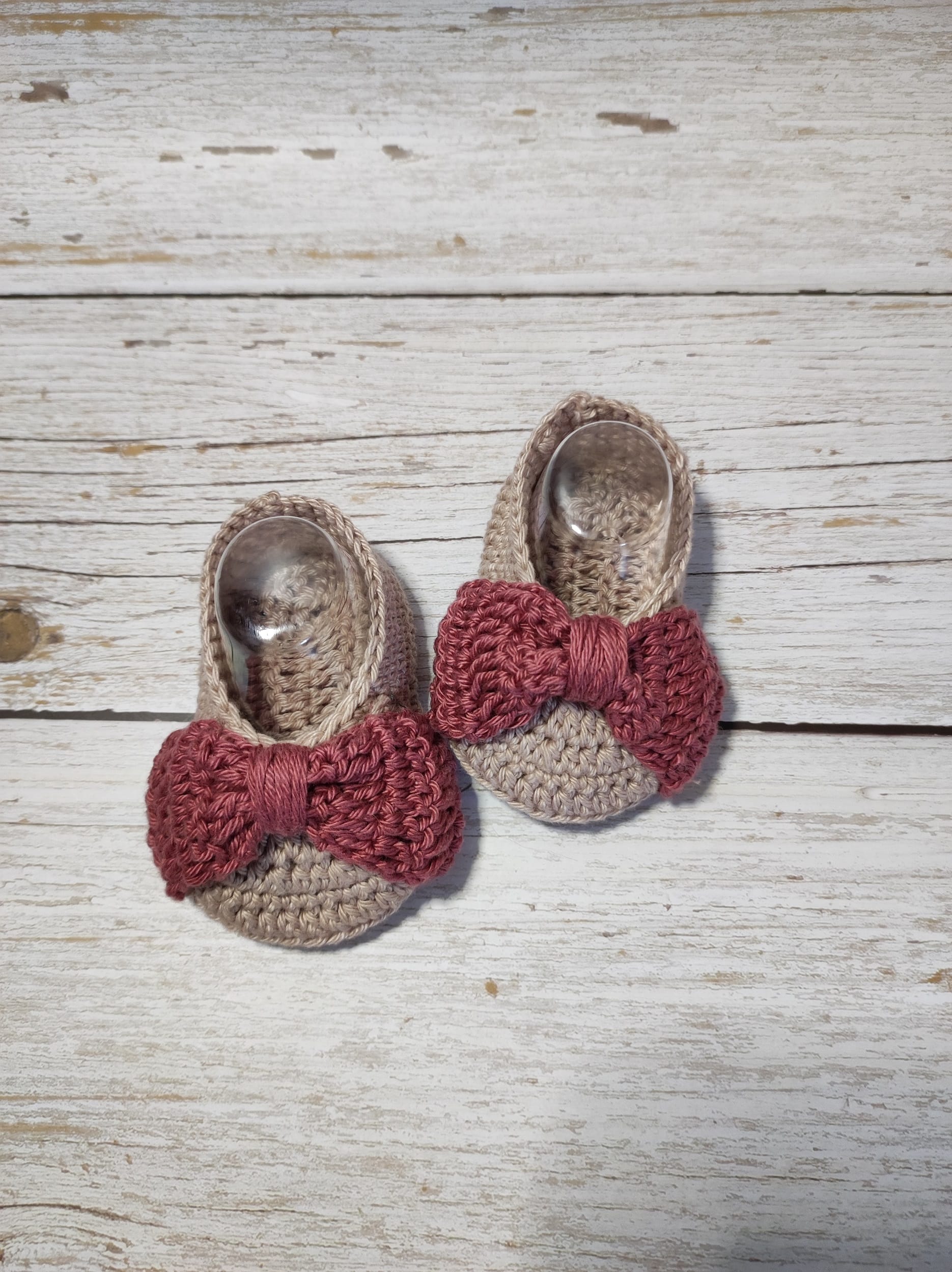 Chaussures VALENTINE bébé mode fashion baby girl fait au crochet fait main made in France Création laet-crochete