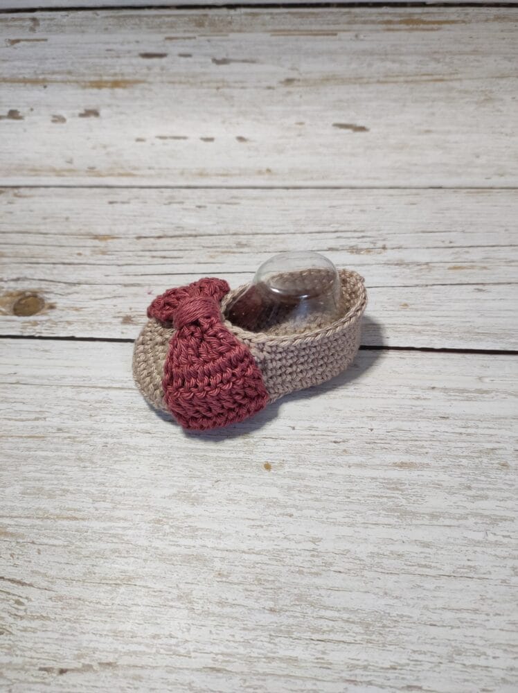 Chaussures VALENTINE bébé mode fashion baby girl fait au crochet fait main made in France Création laet-crochete
