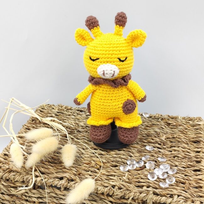 Poupée Girafe Laet-crochète, fait main au crochet, jouet éveil bébé