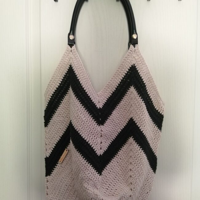 Sac base carrée TOM idée cadeau femme sac à main fait main made in France Création laet-crochete