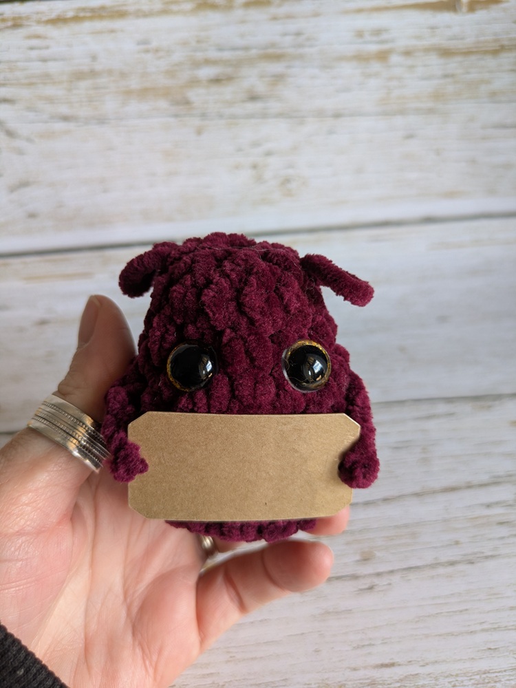 p'tit truc en p'luche bordeaux