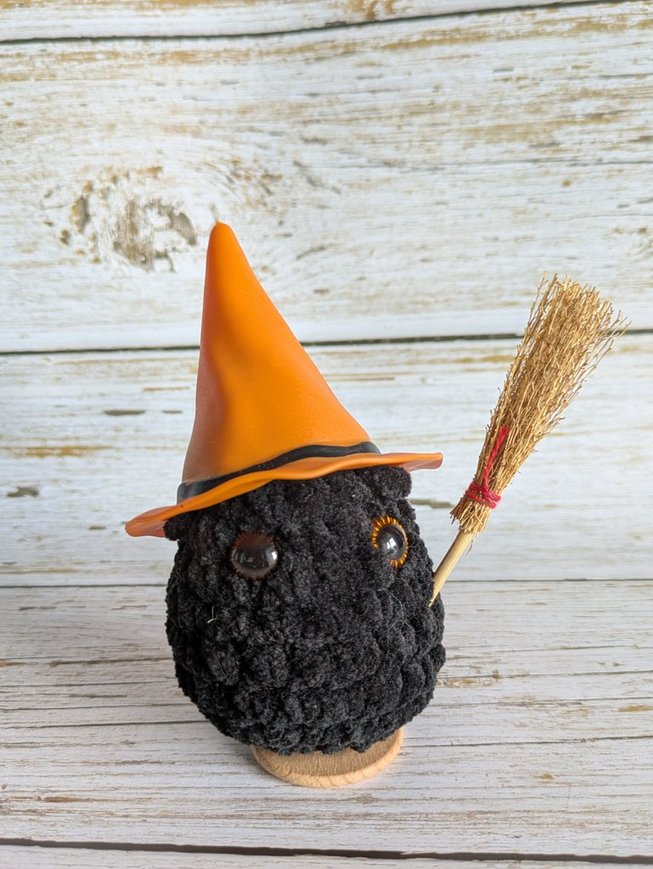ptit truc en pluche noir halloween